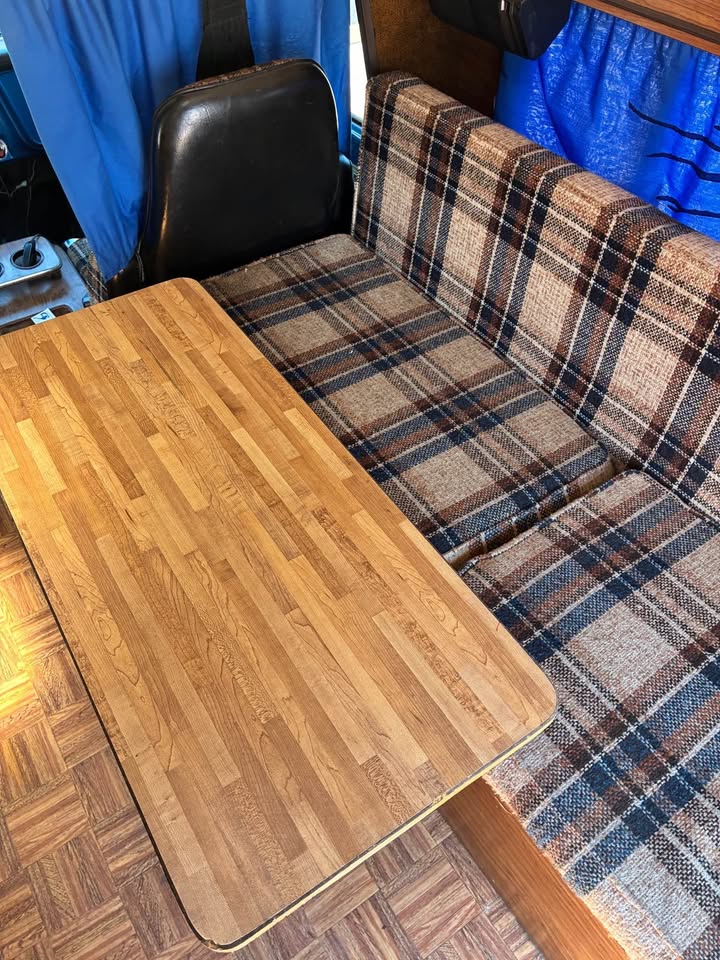 1972 Four Wheel Camper Pop-Up Camper One-Owner in Wheat Ridge, CO (photo 9) — photo 9