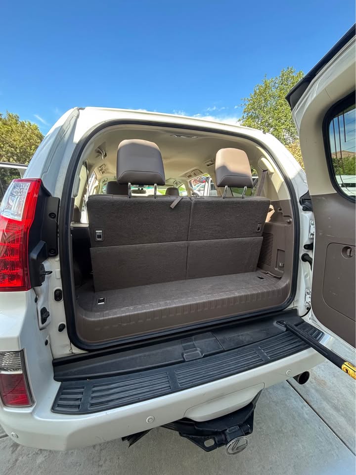 2012 Lexus GX · GX 460 Premium Sport Utility 4D in Norco, CA (photo 9)