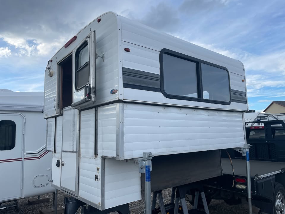 2016 Alaskan 8' nco custom layout (photo 2) — photo 2