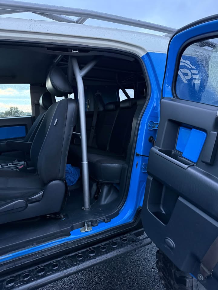 2007 Toyota FJ Cruiser in Colorado Springs, CO (photo 10)