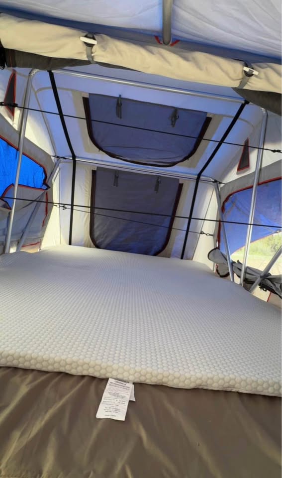 Rooftop tent + annex in Pueblo, CO (photo 5) — photo 5