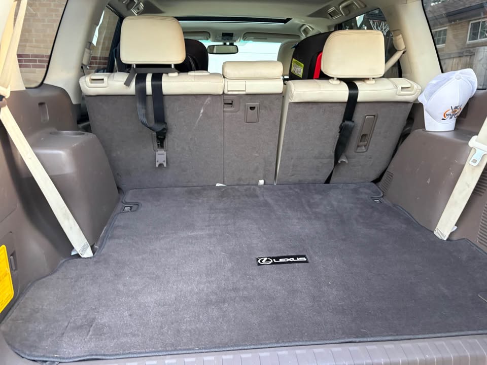 2019 Lexus GX · GX 460 Premium Sport Utility 4D (photo 8) — photo 8
