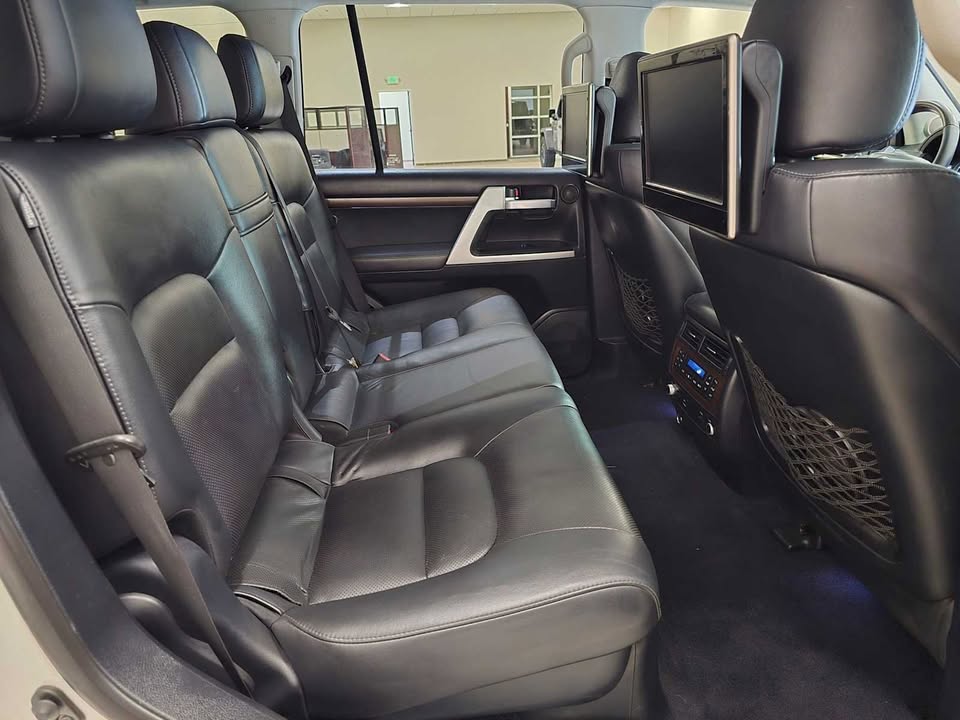 2017 Toyota Land Cruiser 4WD (Natl) (photo 7) — photo 7