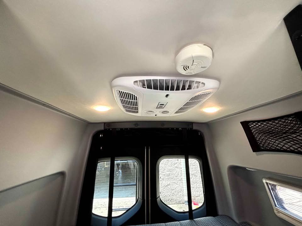 2023 Winnebago Revel 44E! Class B 2500 Mercedes! Only 26k miles, 4x4 Chassis, Lithium Battery, Solar & 2,000 Watt Inverter in Buda, TX (photo 5) — photo 5
