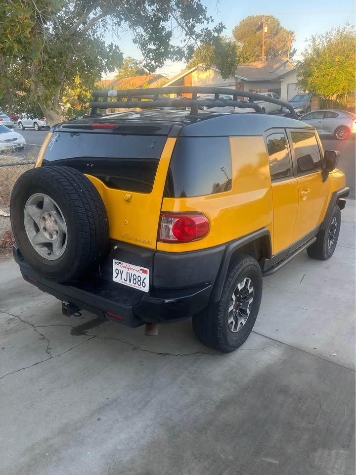 2007 Toyota FJ Cruiser · Sport Utility 2D in Palmdale, CA (photo 5) — photo 5