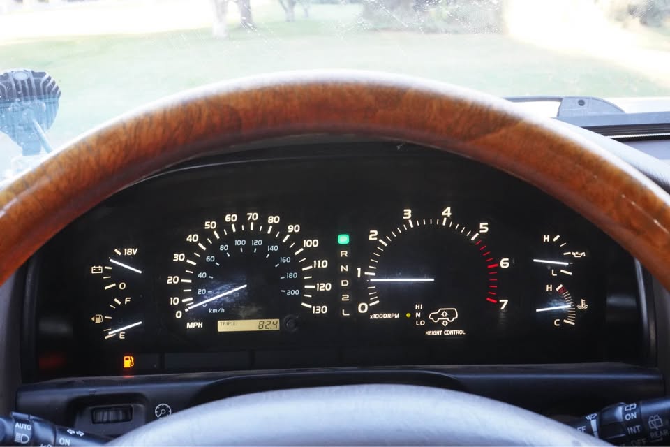 2002 Lexus LX · LX 470 Sport Utility 4D in Provo, UT (photo 11) — photo 11