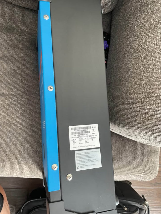 Victron MultiPlus 24/2000/50 Inverter/Charger — photo 3
