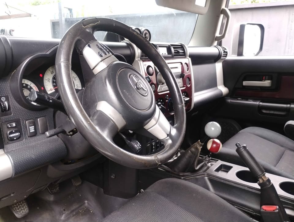 2008 Toyota FJ Cruiser · Sport Utility 2D (photo 8) — photo 8