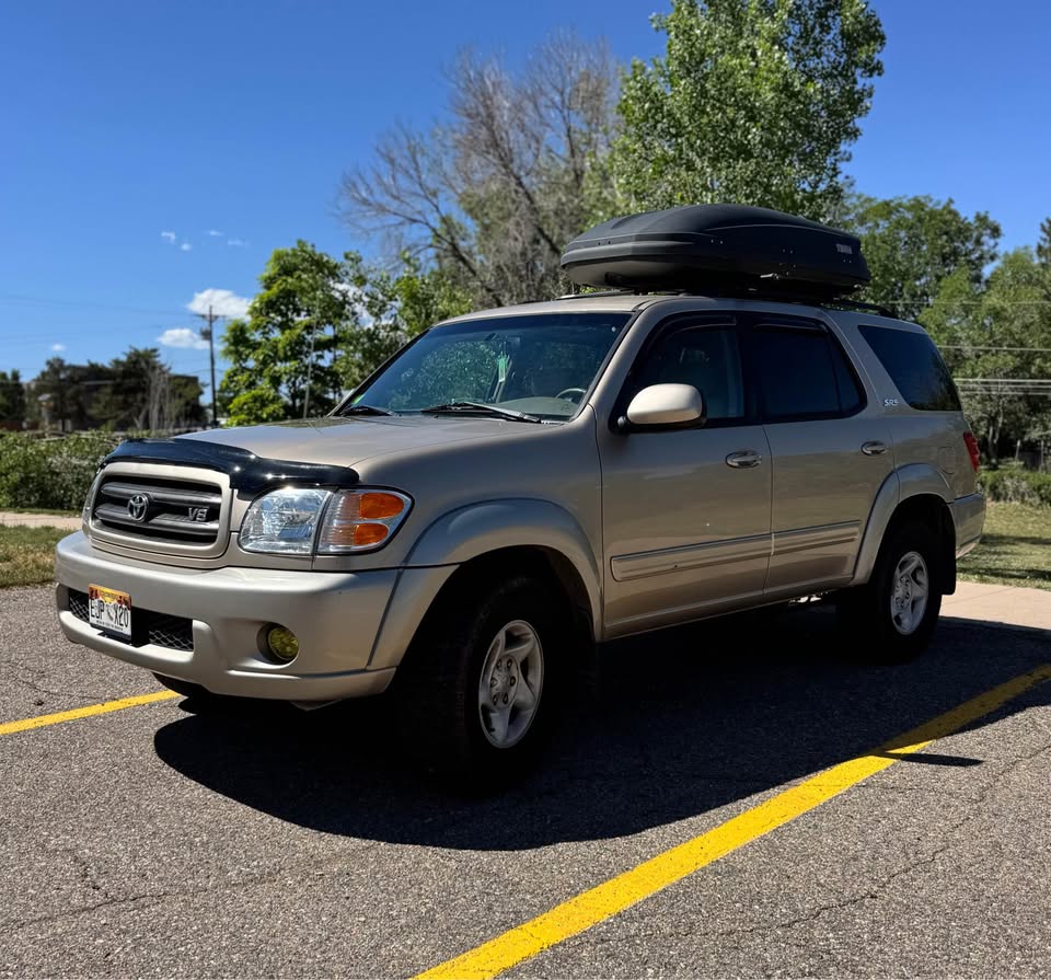 2001 Toyota Sequoia · SR5 Sport Utility 4D in Westminster, CO (photo 2) — photo 2