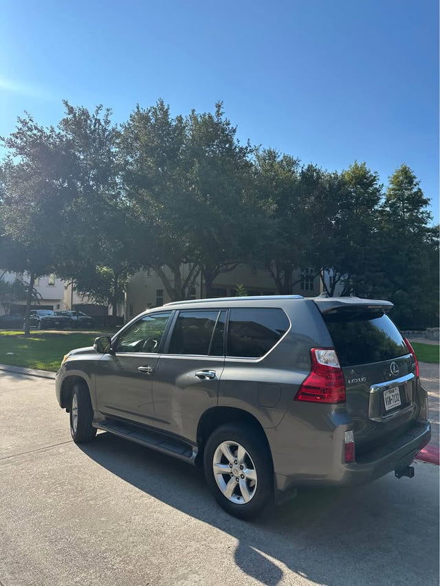 2010 Lexus GX · GX 460 Premium Sport Utility 4D — photo 3