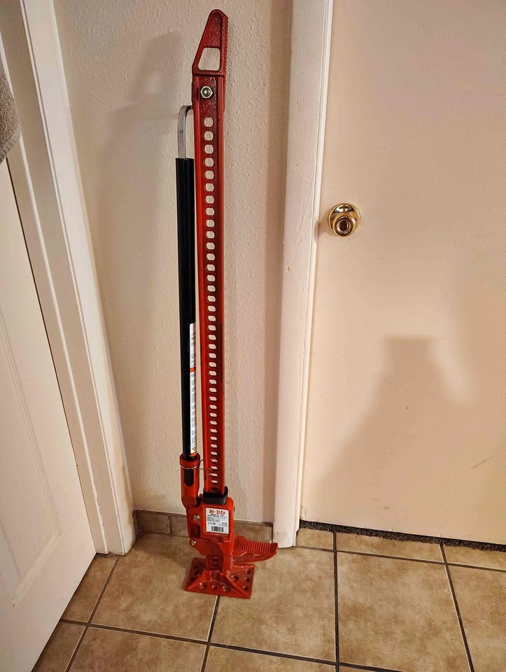 Hi lift Jack for sale (photo 1) — photo 1