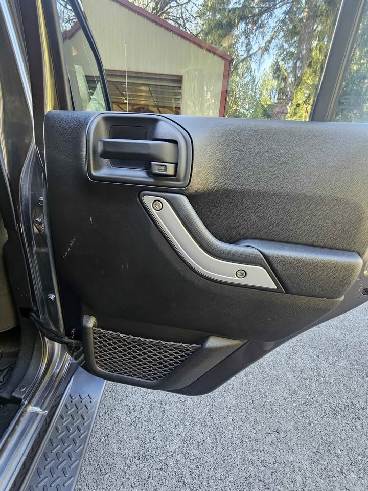 2017 Jeep Wrangler Unlimited · All New Sahara Sport Utility 4D in Port Orchard, WA (photo 8) — photo 8