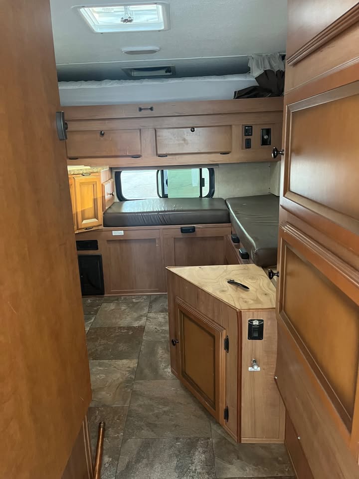 Palomino+backpacker+pop+up+camper in Paso Robles, CA (photo 6) — photo 6