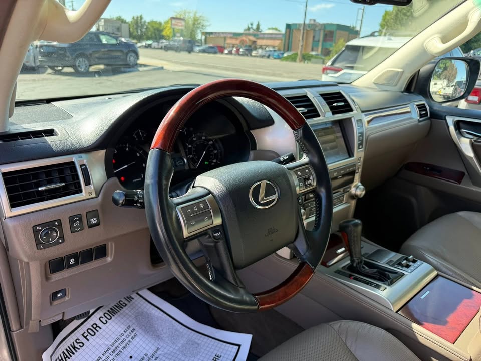 2010 Lexus gx460 in Meridian, ID (photo 10)