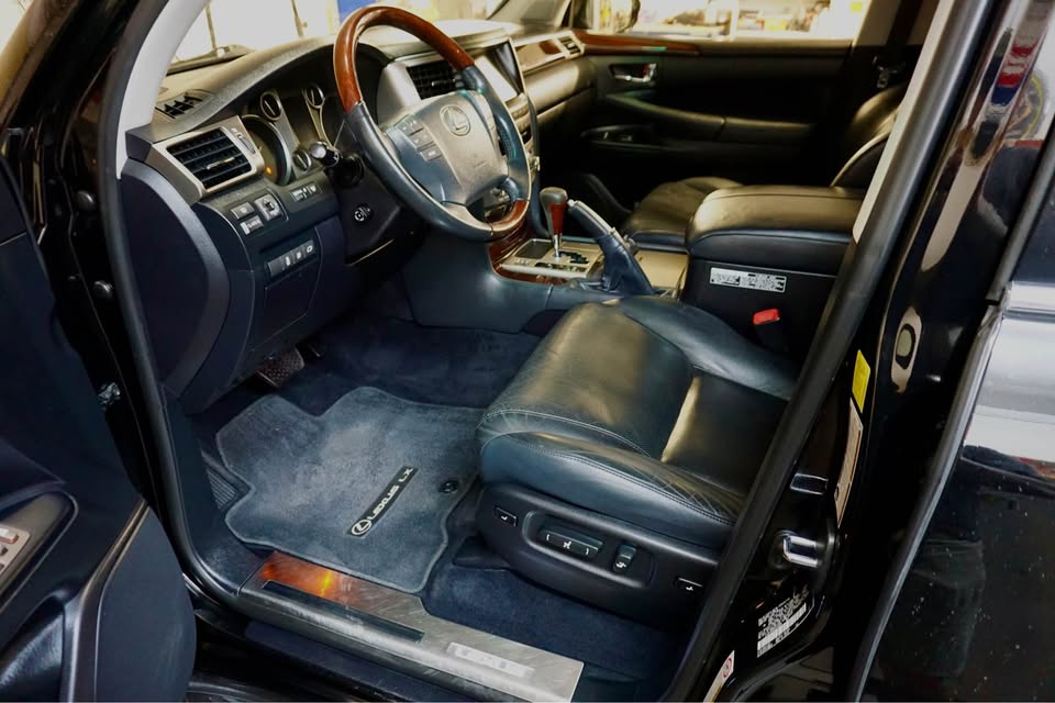 2014 Lexus LX · LX 570 Sport Utility 4D in Salt Lake City, UT (photo 11) — photo 11