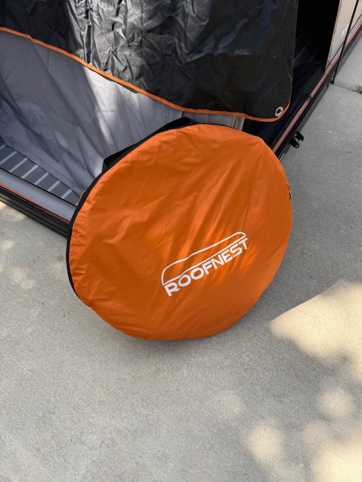Roofnest Falcon 2 rooftop tent + heated blanket + upgraded mattress (photo 6) — photo 6