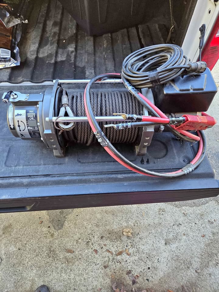Warn Industial Series 9 Winch in Manteca, CA (photo 1)