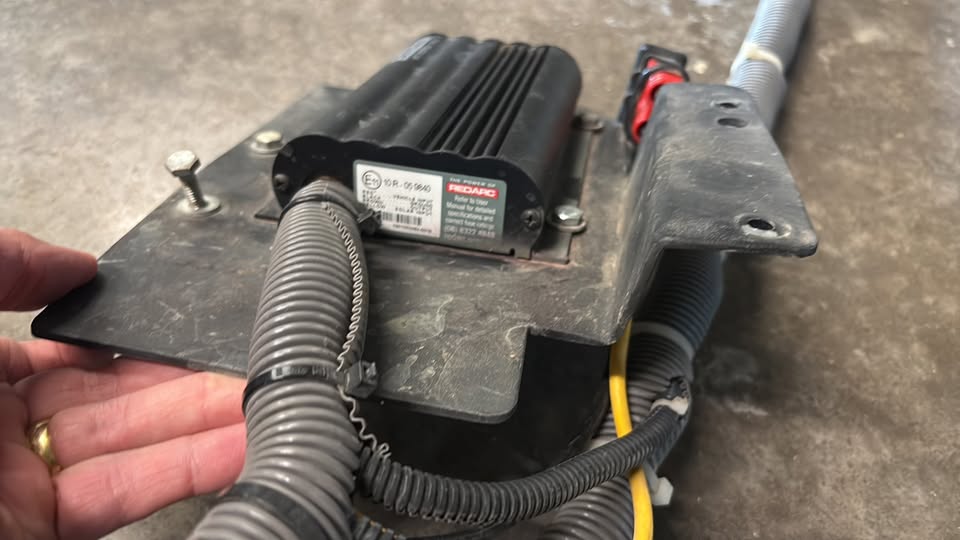 RedArc BCDC1225D Dual Battery Charger + Optima Yellow Top AGM Group 34 Battery in Lewisville, TX (photo 5) — photo 5