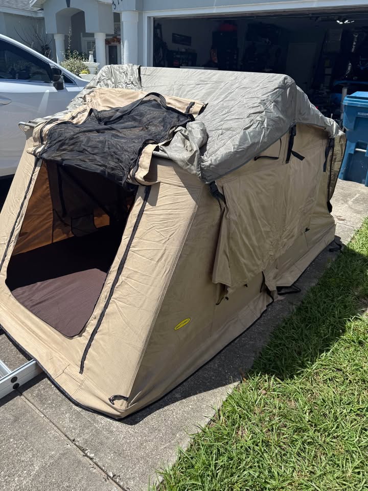 Smittybilt Overlander GEN2 Roof Top Tent in Spring Hill, FL (photo 5) — photo 5