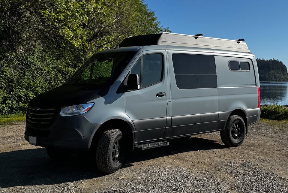 2020 Mercedes Benz (Freightliner-branded) sprinter 4x4 in Bainbridge Island, WA (photo 2)