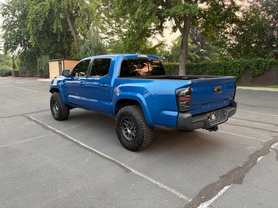 2018 Toyota Tacoma Double Cab · SR5 in Boise, ID (photo 2)