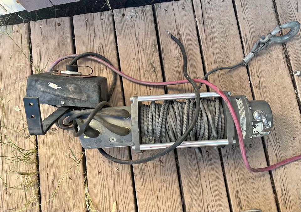 Warn 9800 lb winch in Tucson, AZ (photo 1)