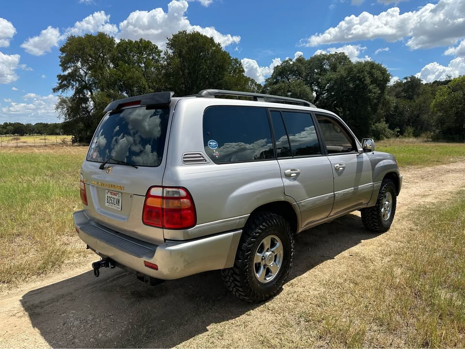 2000 Toyota Landcruiser · Sport Utility 4D in Georgetown, TX (photo 6) — photo 6