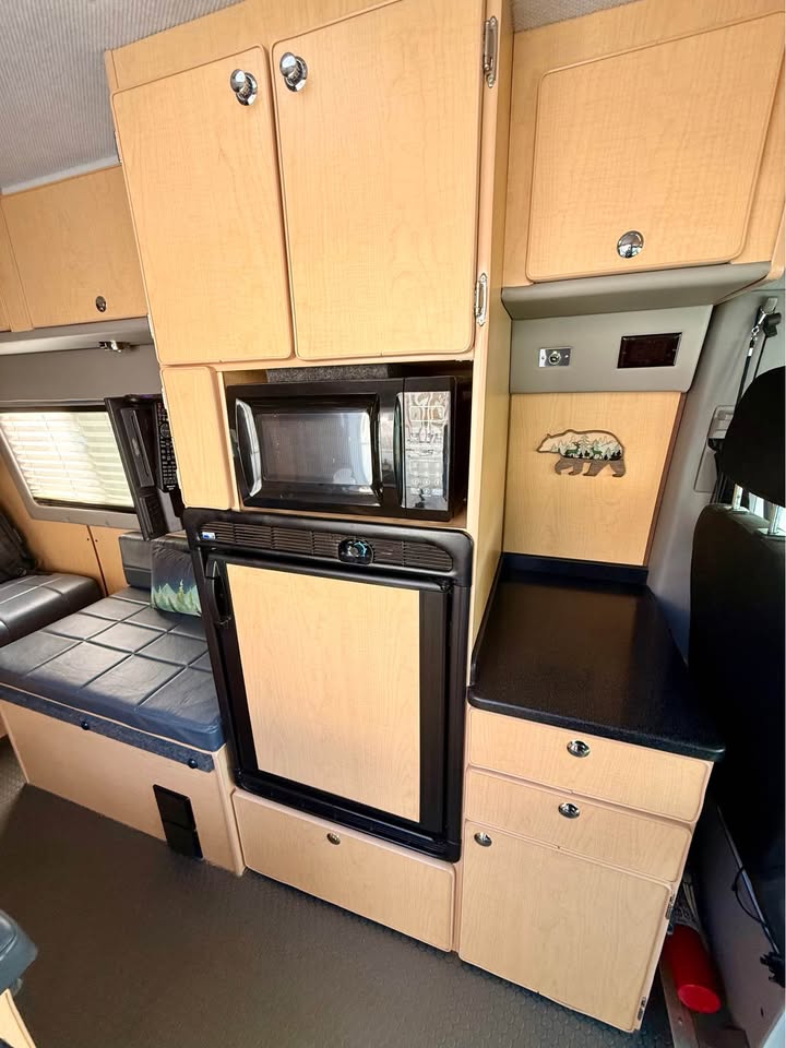 2018 Mercedes-Benz Sprinter 3500 4x4 Sportsmobile in Carlsbad, CA (photo 7)