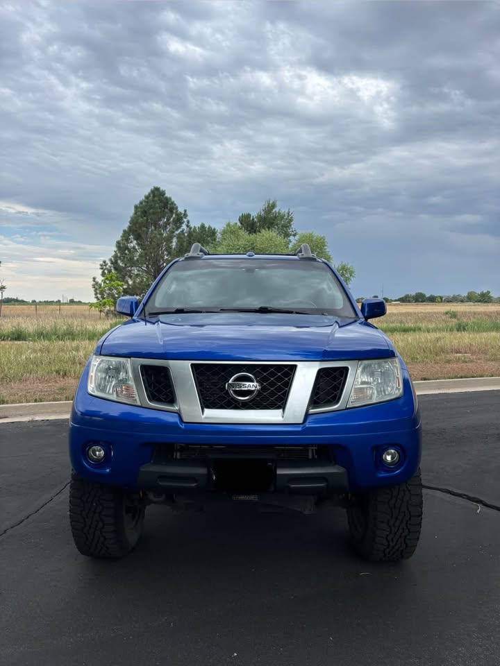2013 Nissan Frontier Crew Cab · PRO-4X Pickup 4D 5 ft in Fort Collins, CO (photo 3)