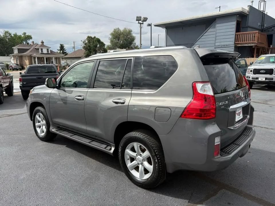 2010 Lexus GX GX 460 Sport Utility 4D in Englewood, CO (photo 7) — photo 7