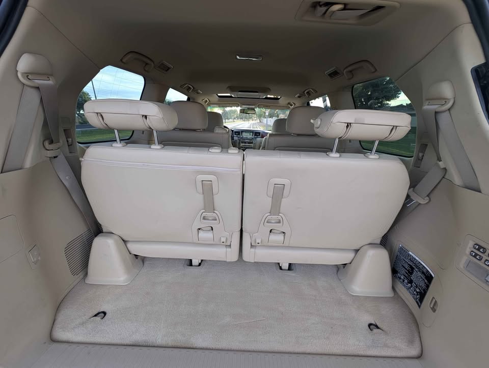 2008 Lexus LX · LX 570 Sport Utility 4D in Glendale, AZ (photo 11) — photo 11