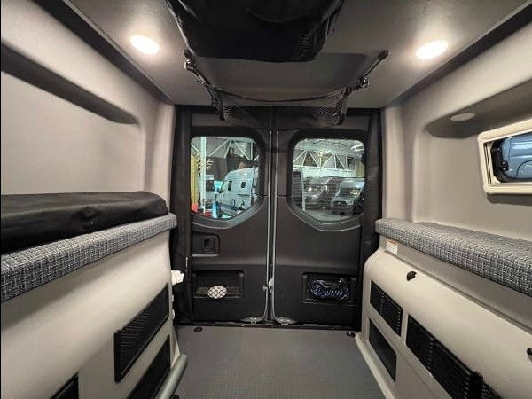 2023 Winnebago REVEL BMB44E (photo 11) — photo 11