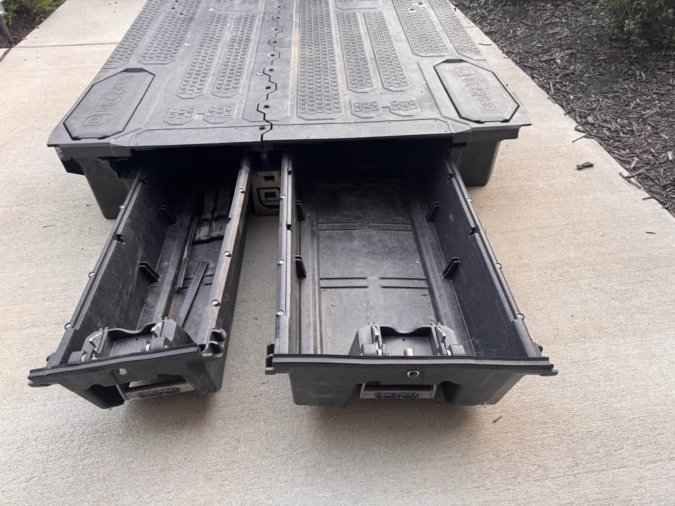 Decked storage system for Tacoma Short bed (photo 4) — photo 4