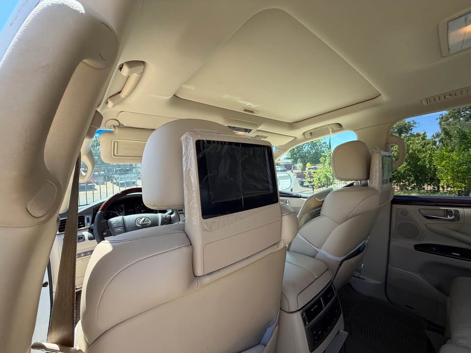 2015 lexus lx 570 AWD in Sacramento, CA (photo 5) — photo 5