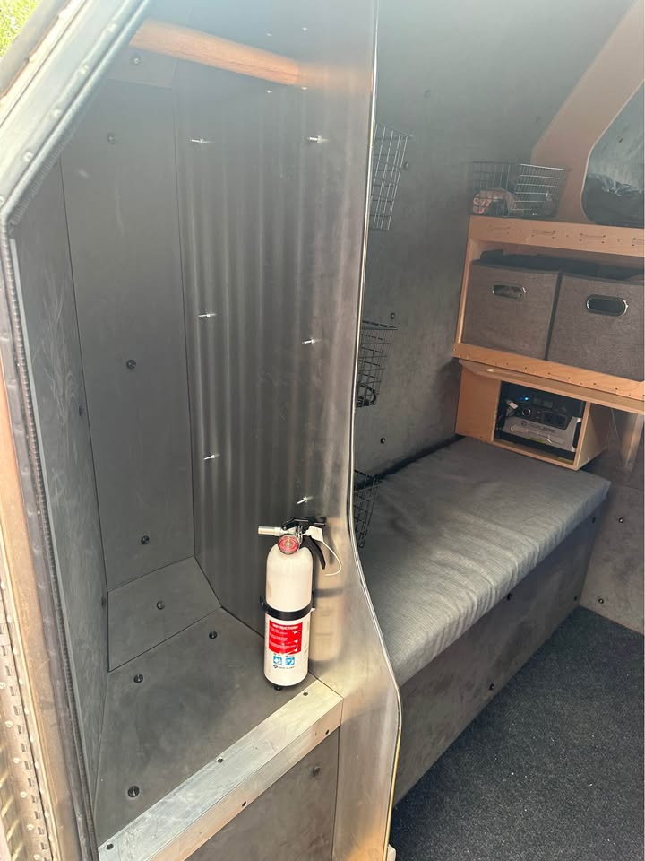 2020 Kimbo Series 6 Camper (with option to add 2004 Toyota Tundra) in Corrales, NM (photo 7)