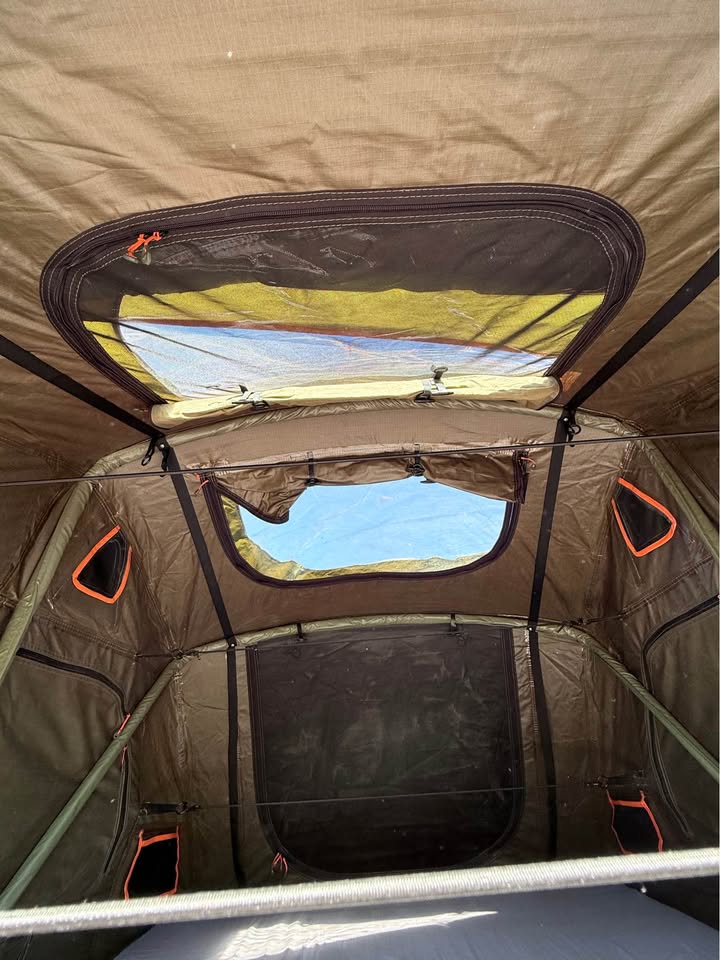 Roam Vagabond Roof Top tent in Kenmore, WA (photo 3) — photo 3