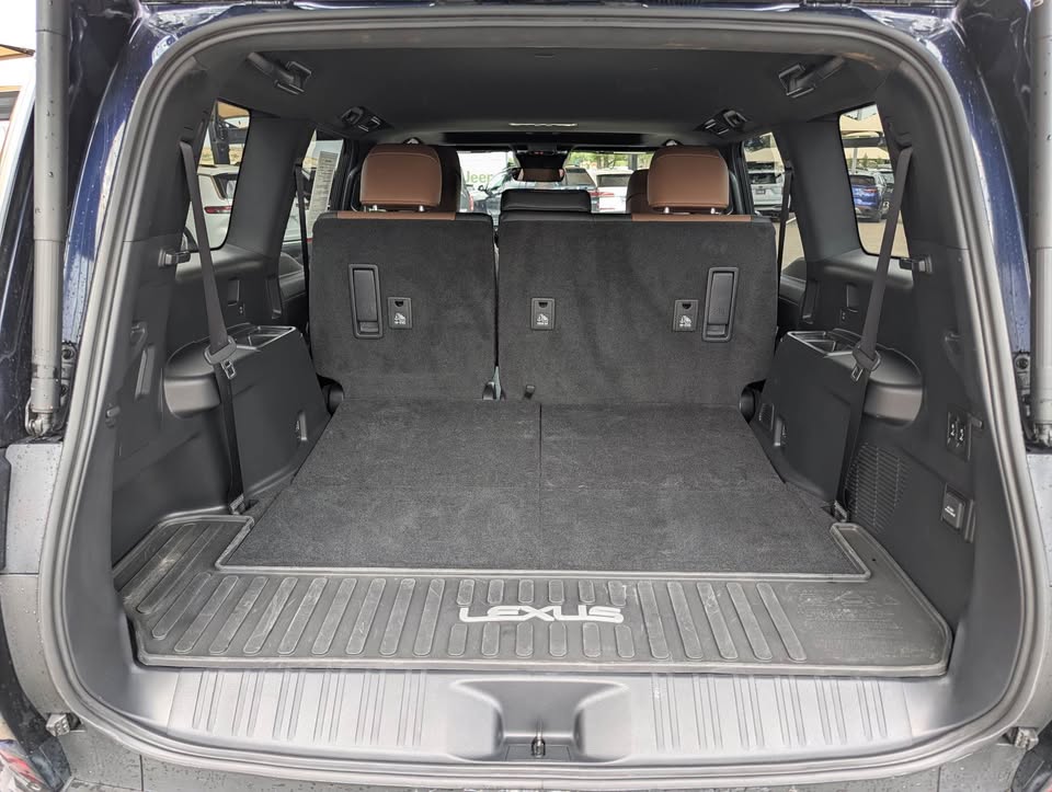 2024 Lexus GX (photo 6) — photo 6