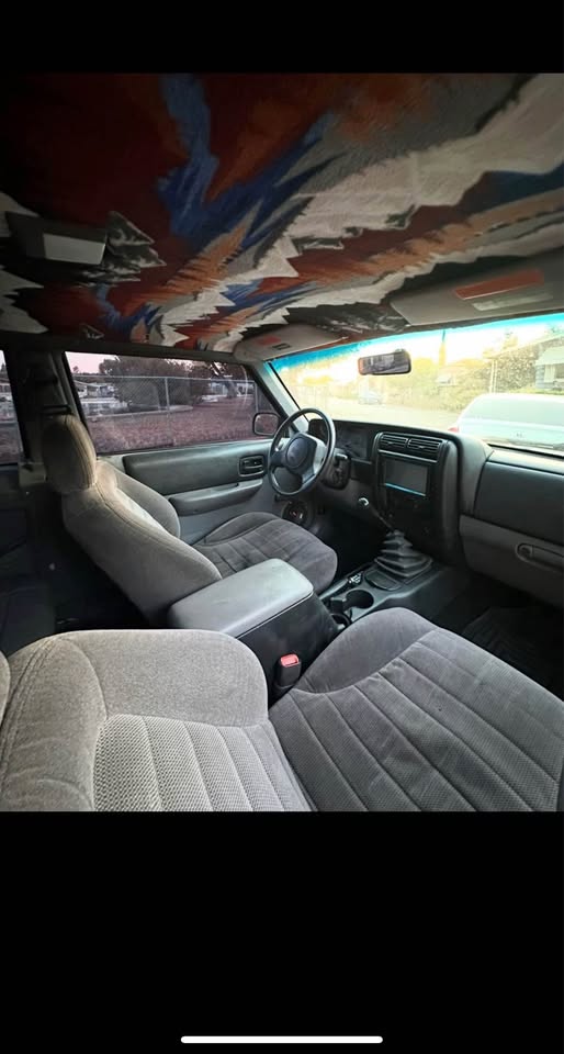 Jeep Cherokee XJ 2-Door in Manteca, CA (photo 4) — photo 4