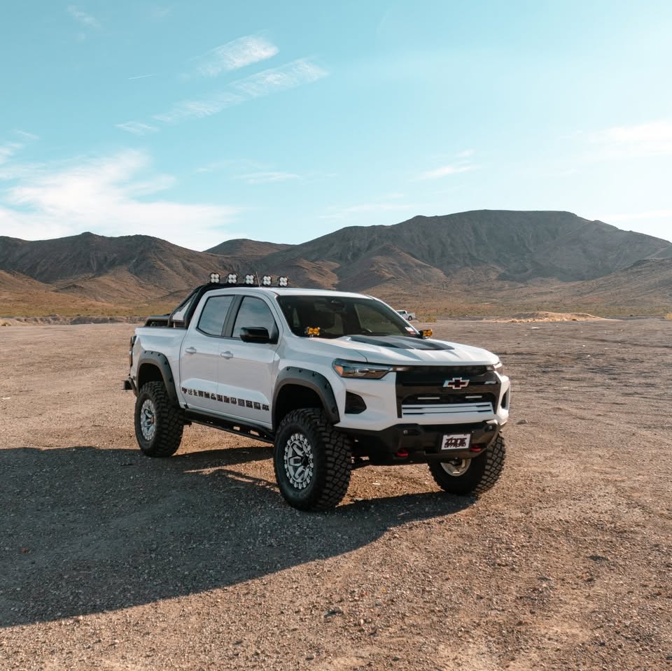 2025 Chevrolet colorado zr2 in Temecula, CA (photo 2) — photo 2