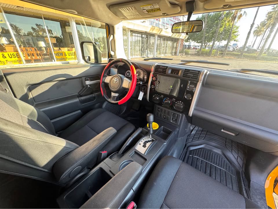 2008 Toyota FJ Cruiser Β· RWD in Sacramento, CA (photo 4) β photo 4