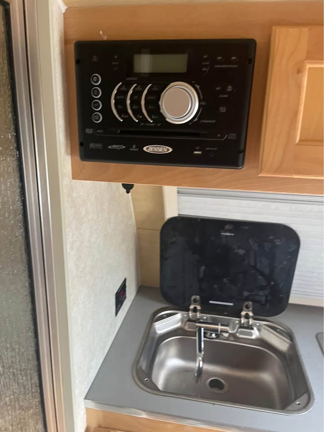 NuCamp T@B 320S Travel Trailer — photo 3