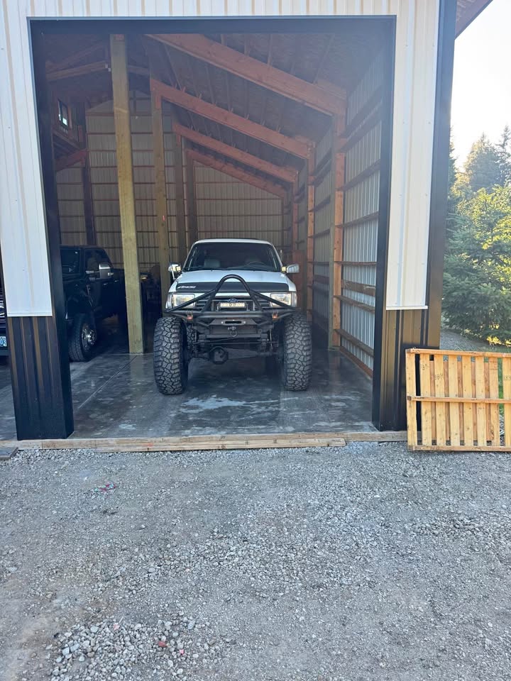 1993 Toyota 4Runner · SR5 Sport Utility 4D in Oregon City, OR (photo 1)