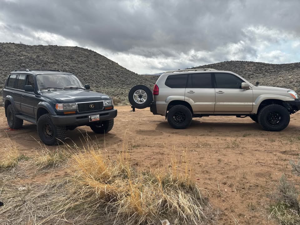 2004 Lexus GX · GX 470 Sport Utility 4D (photo 6) — photo 6