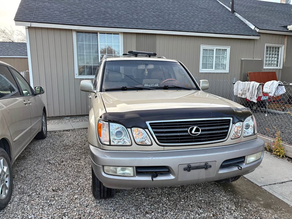 2000 Lexus LX · LX 470 Sport Utility 4D in Nampa, ID (photo 1) — photo 1