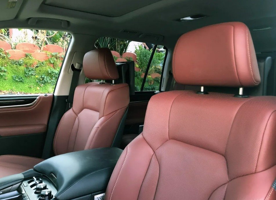 Lexus LX570 34k Miles Luxury Edition w/Entertainment System Excellent Everything in Sewell, NJ (photo 6) — photo 6