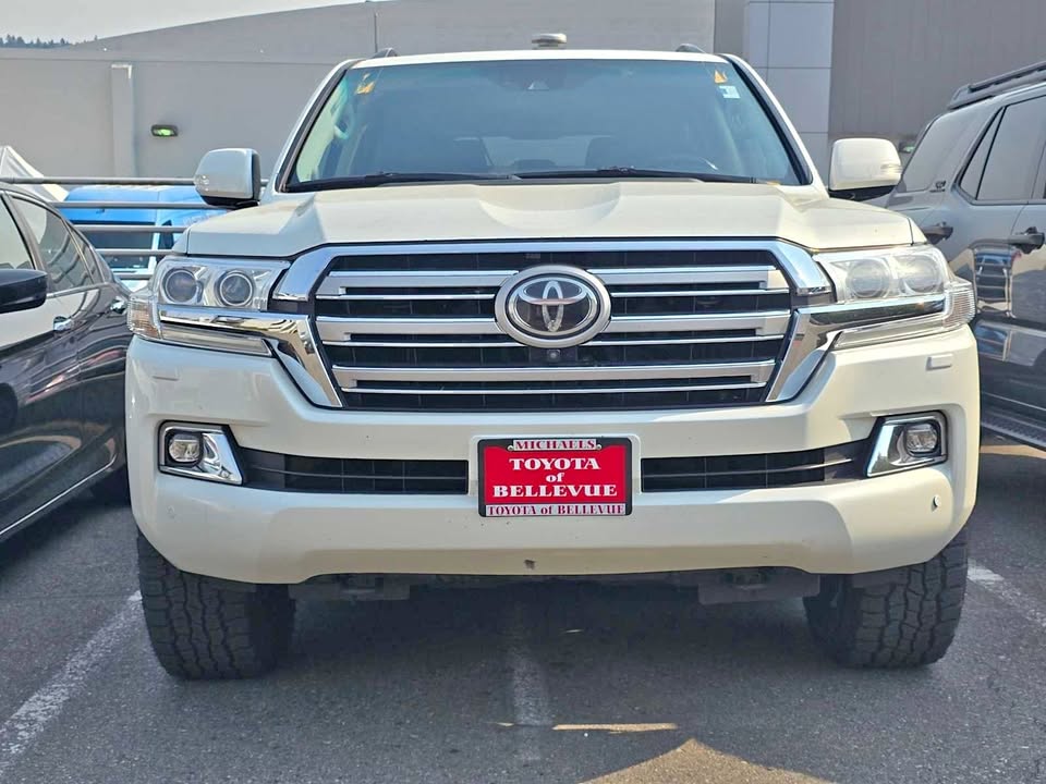 2017 Toyota Land Cruiser (photo 1) — photo 1