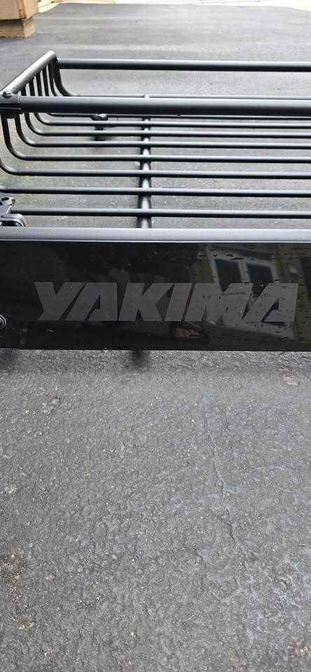 Yakima Roof Rack — photo 3