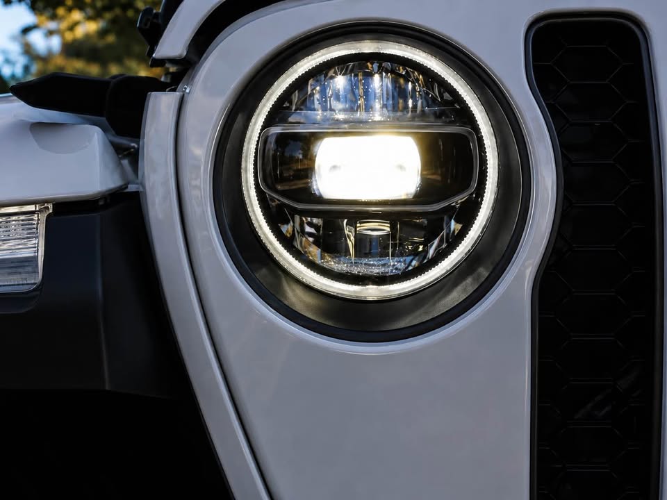 2020 Jeep Gladiator · Rubicon Pickup 4D 5 ft in Rancho Cordova, CA (photo 2) — photo 2