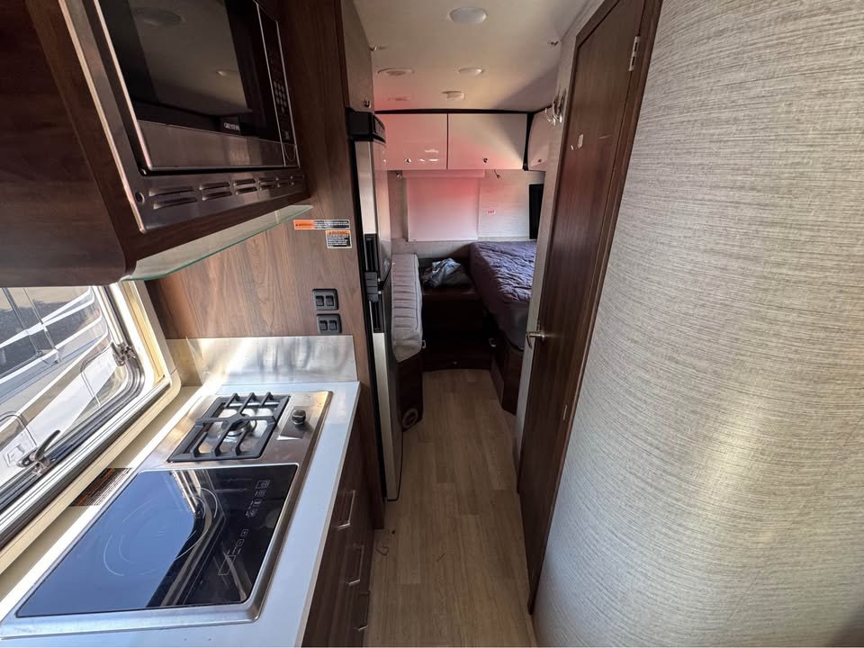 2026 Winnebago Revel Sport 44N in Fort Worth, TX (photo 10) — photo 10