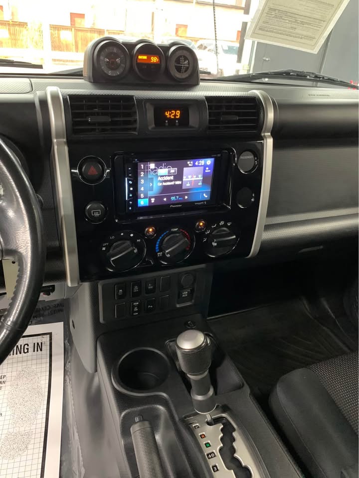 2012 Toyota FJ Cruiser in Aurora, CO (photo 10) — photo 10